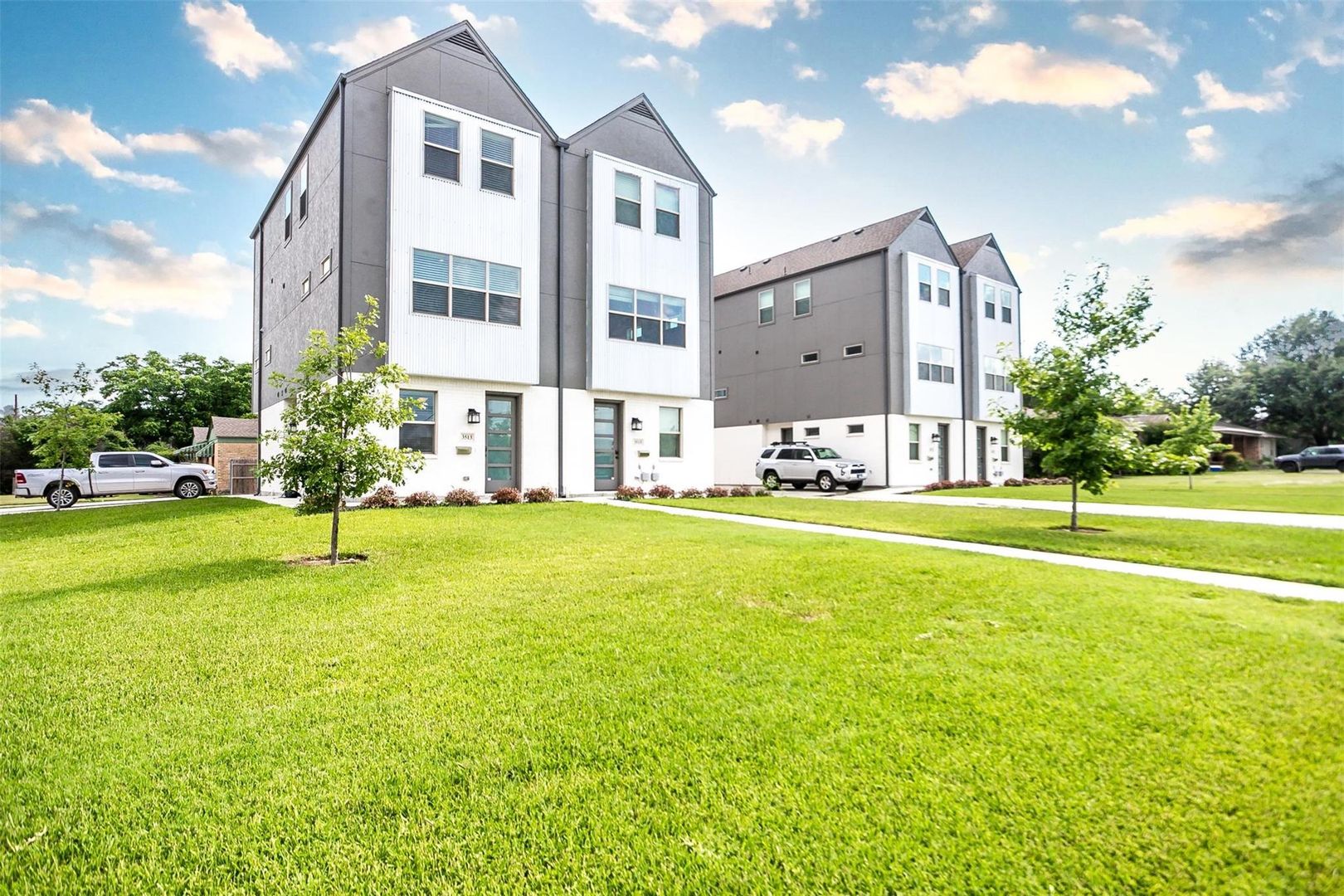 Fort Worth House: 3513 S Hills