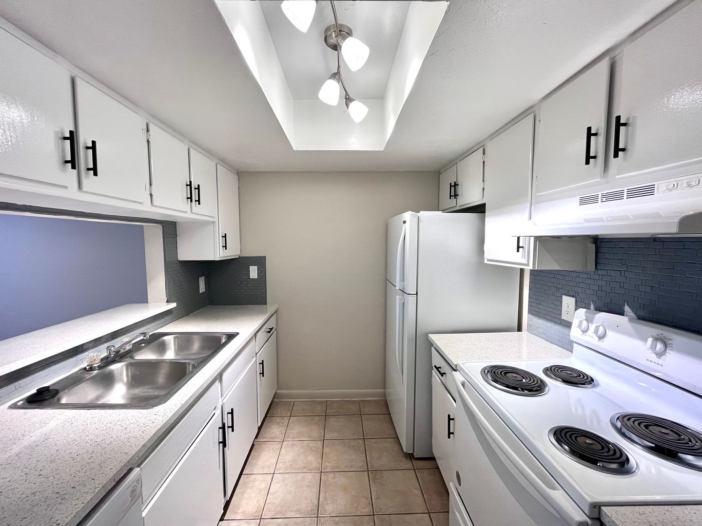 Tampa Apartment: 4216 S Manhattan Ave