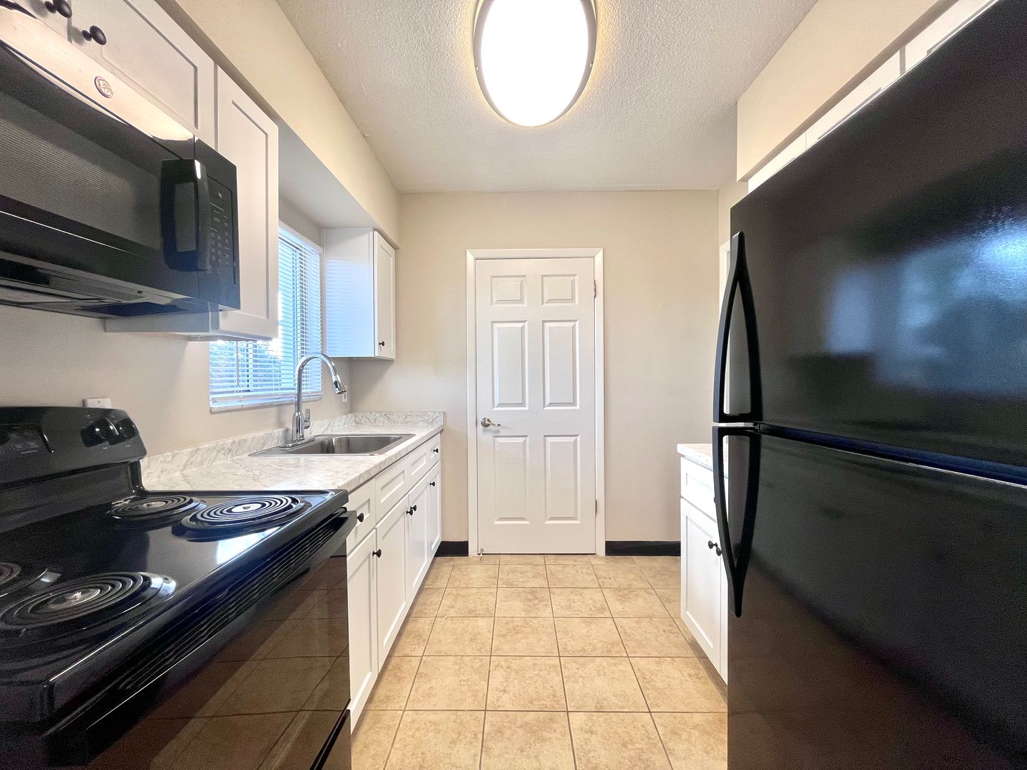 St. Petersburg Apartment: 600 76th Ave N