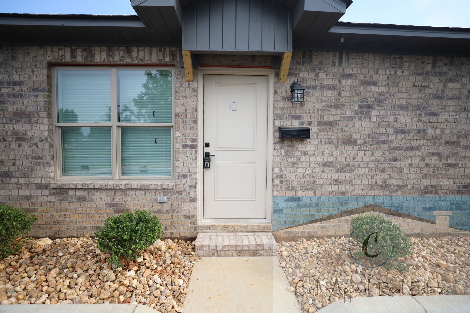 Jonesboro Apartment: 910 E. Word