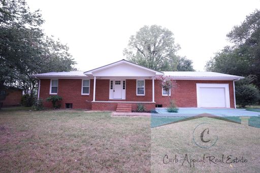 Beautifully renovated 3 bedroom 2 bath home - Valley View schools - huge basement!! – photo 1
