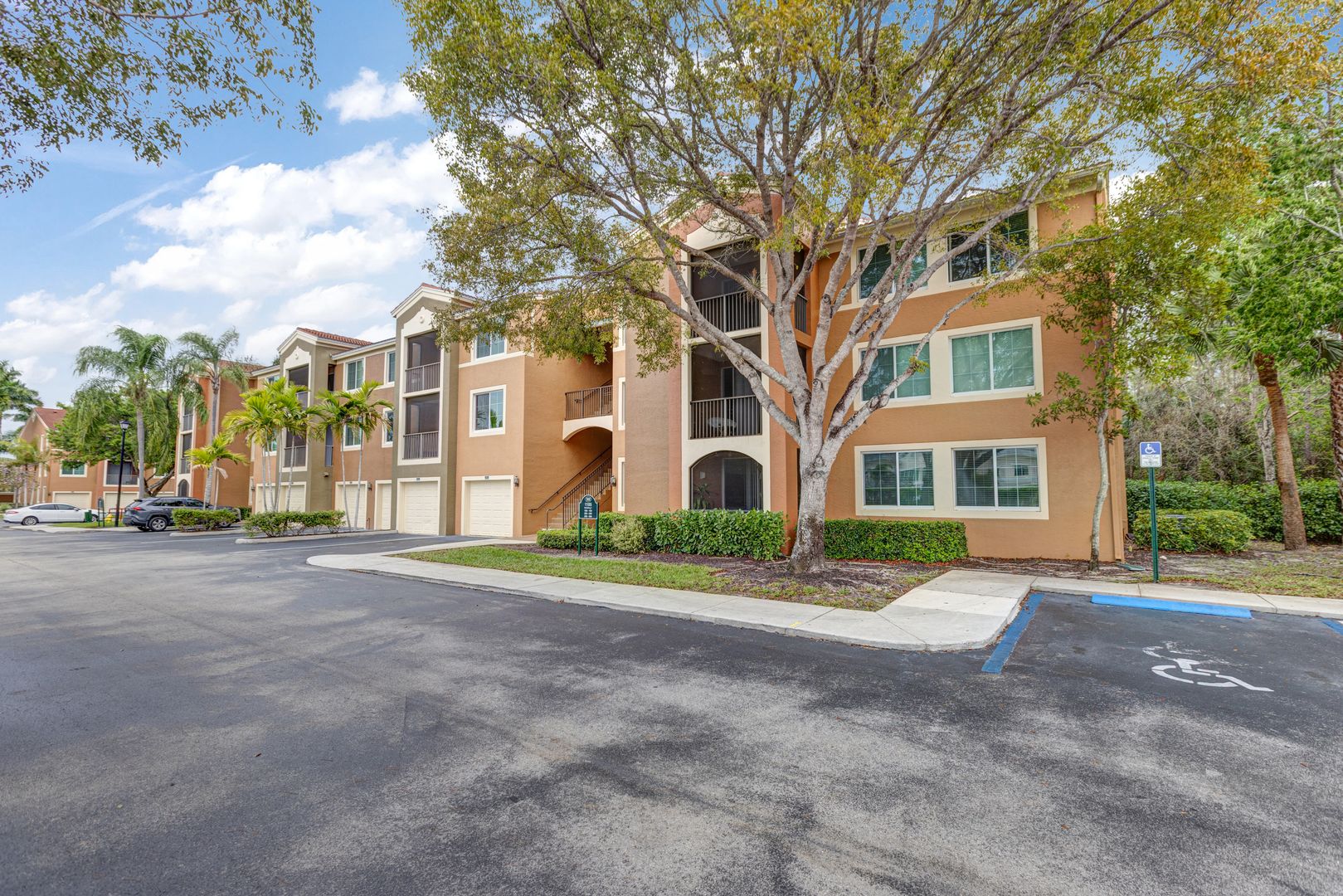 Naples Condo: 1105 Reserve Court