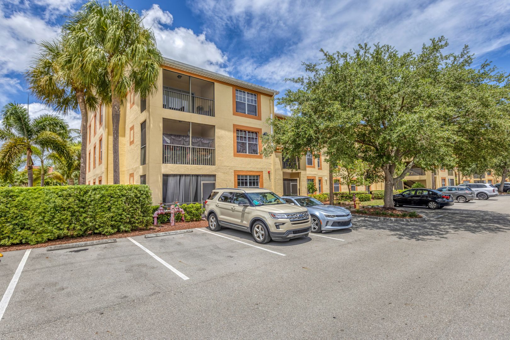 Naples Condo: 7985 Preserve Circle