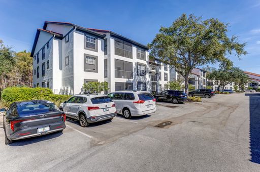 ** FAIRWAY PRESERVE ** 3 BED / 2 BATH - CONDO - NORTH NAPLES - PETS OK! - ANNUAL RENTAL – photo 1