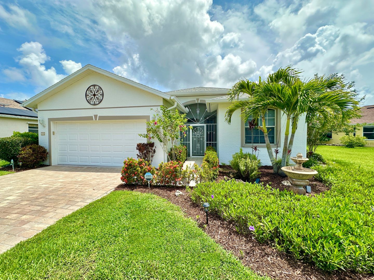 Naples House: 754 Crossfield Circle