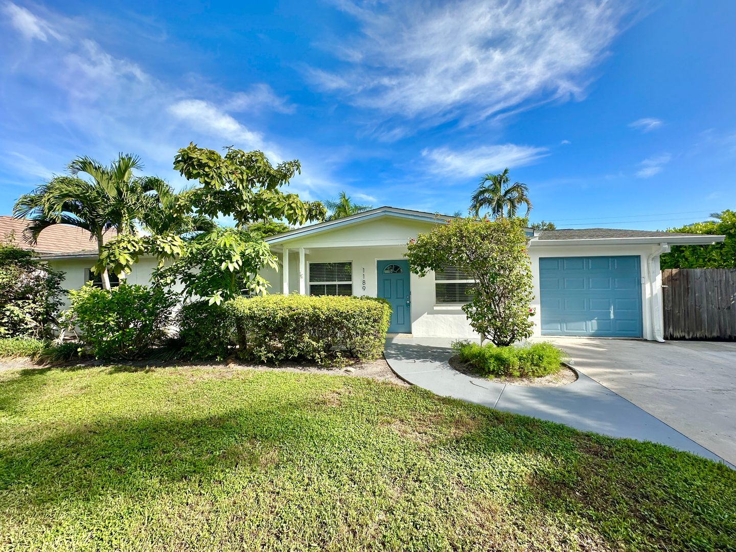 Naples House: 1189 Royal Palm Drive