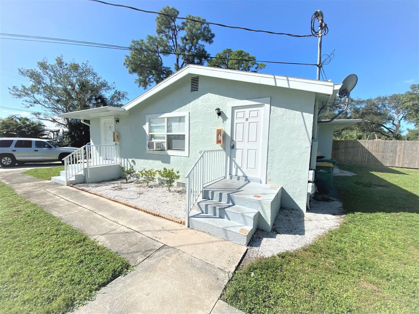 Naples Apartment: 2651 Terrace Avenue