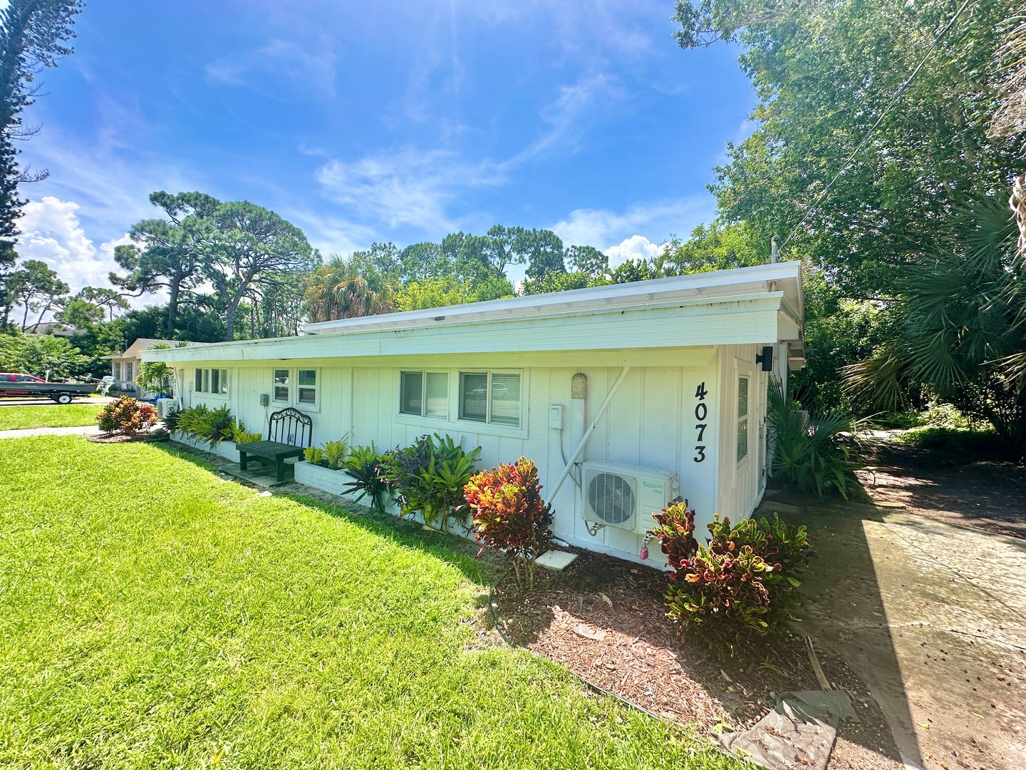 Bonita Springs Apartment: 4073 Springs Lane