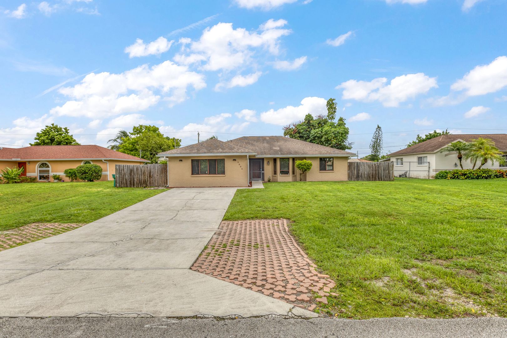 Naples House: 2896 49th St. SW