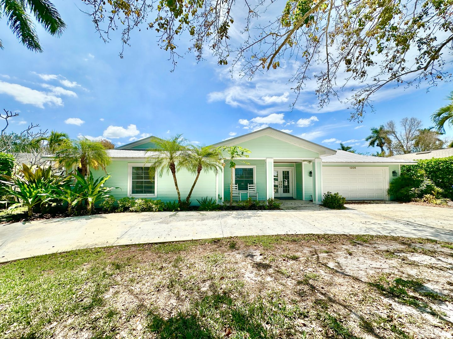Naples House: 1306 28th Ave N