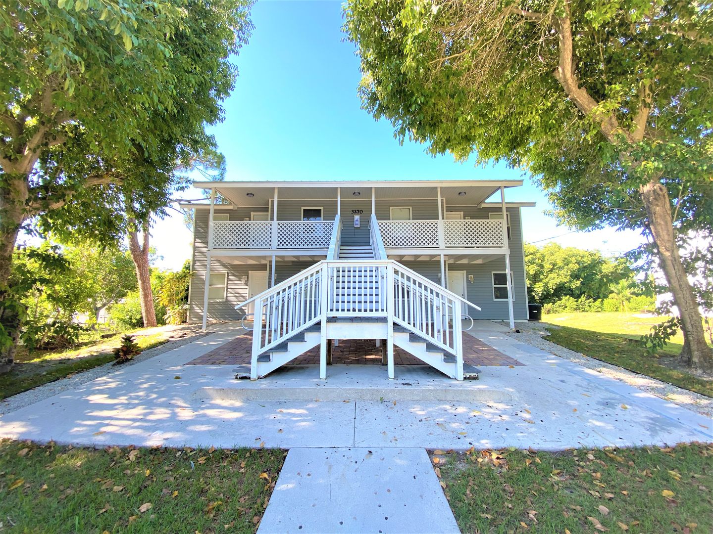 Naples Apartment: 3270 Thomasson Dr