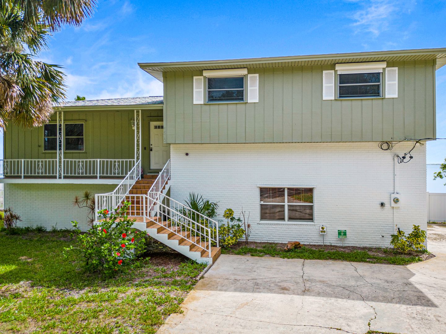 Merritt Island House: 7810 S Tropical Trail