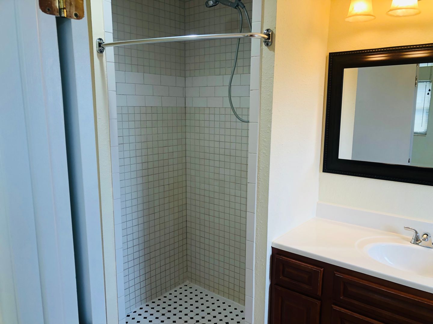 melbourne House: 1923 jefferson ave