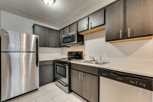Paragon is a newly renovated, fully furnished, boutique apartment complex in Old East Dallas.