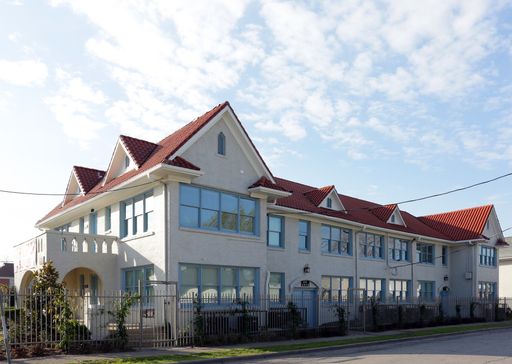 Spanish style building, built in 1930's completely renovated! – photo 1