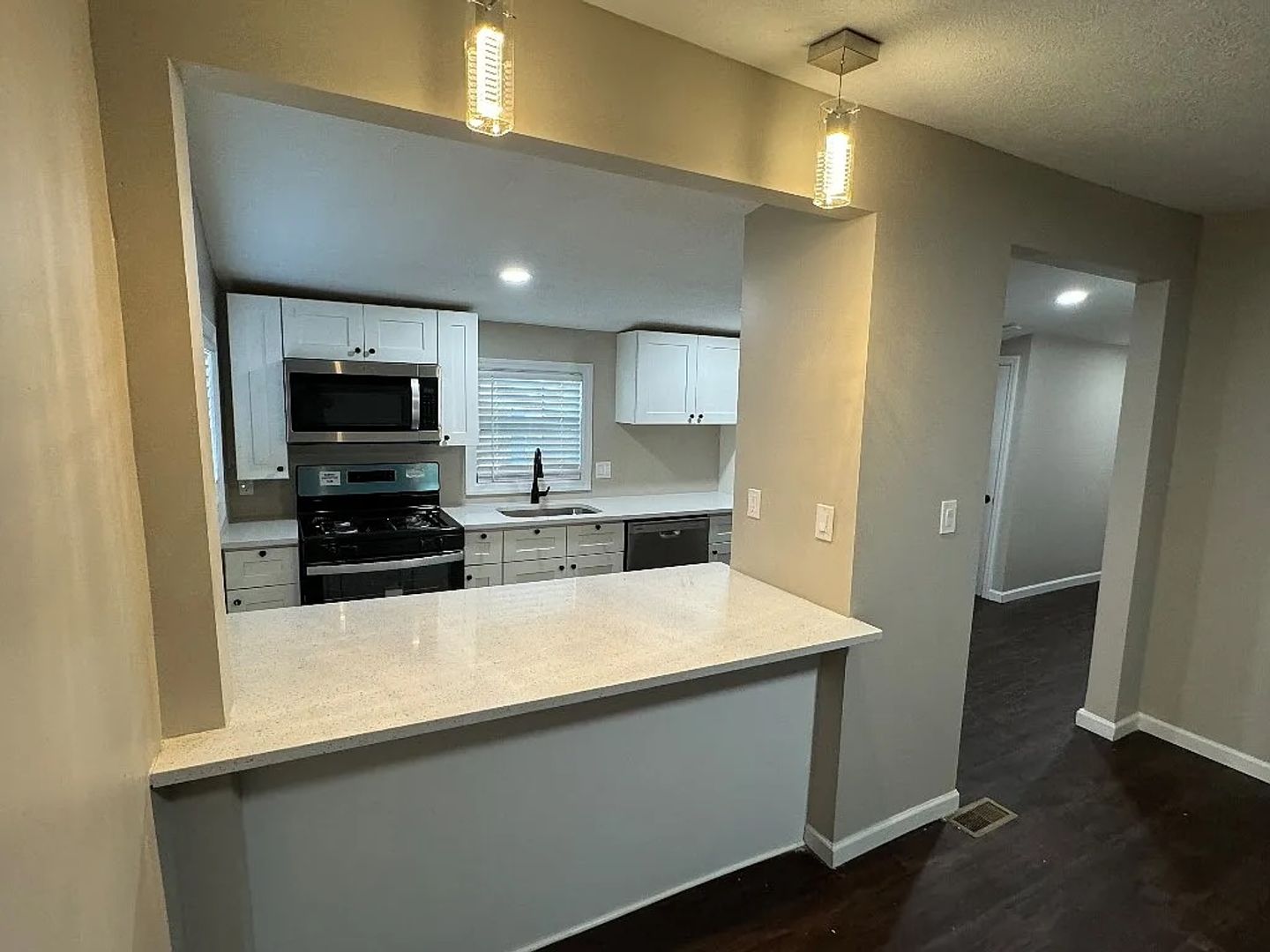 Pittsburgh House: 118 Abner Ave