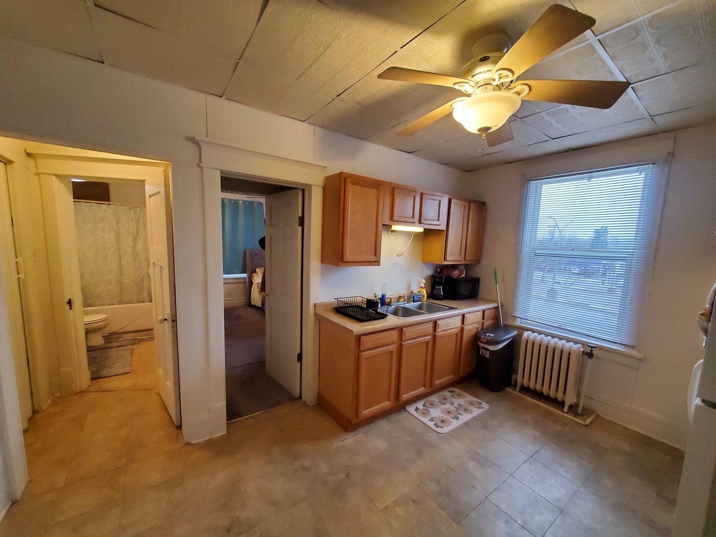 Cedar Falls Apartment: 2221 Olive St