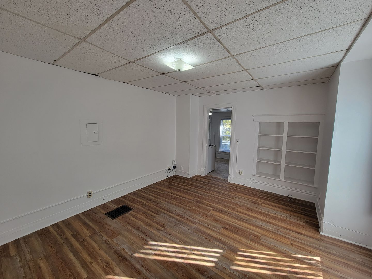 Cedar Falls Apartment: 2218 Walnut Street