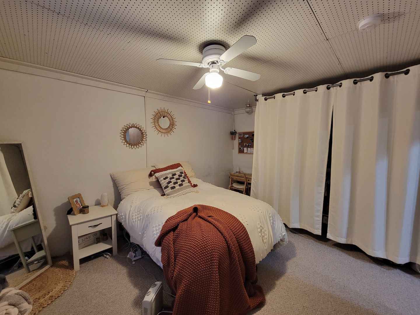 Cedar Falls Apartment: 604 West Seerley Boulevard