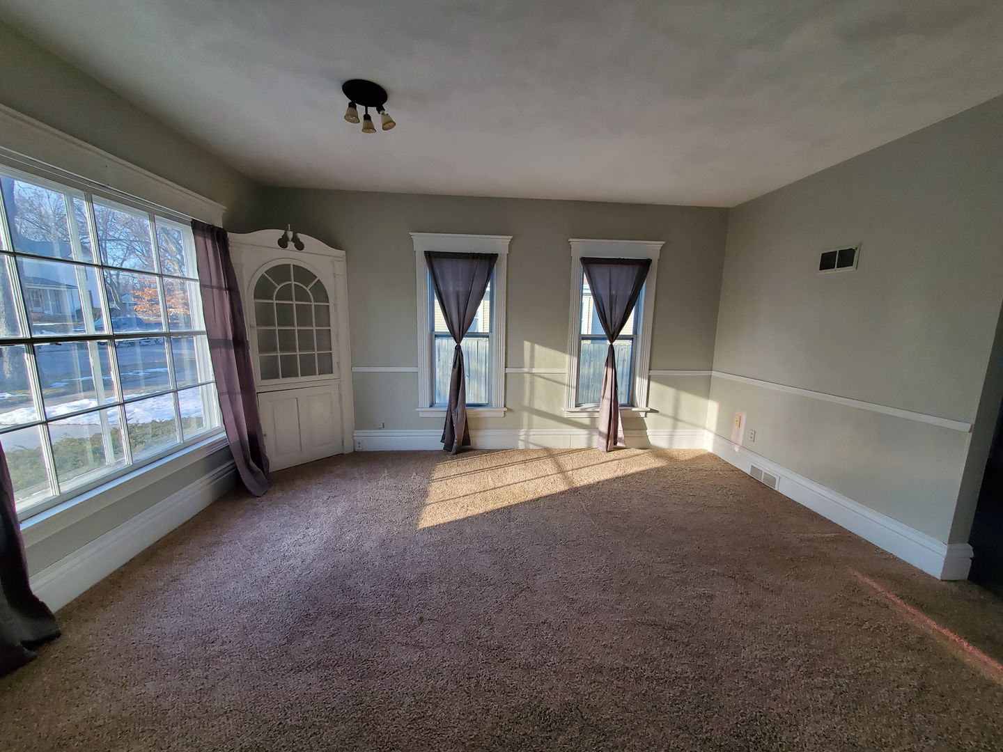 Cedar Falls House: 1718 Washington Street