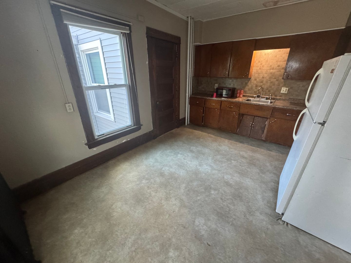 Cedar Falls Apartment: 2416 Olive Street