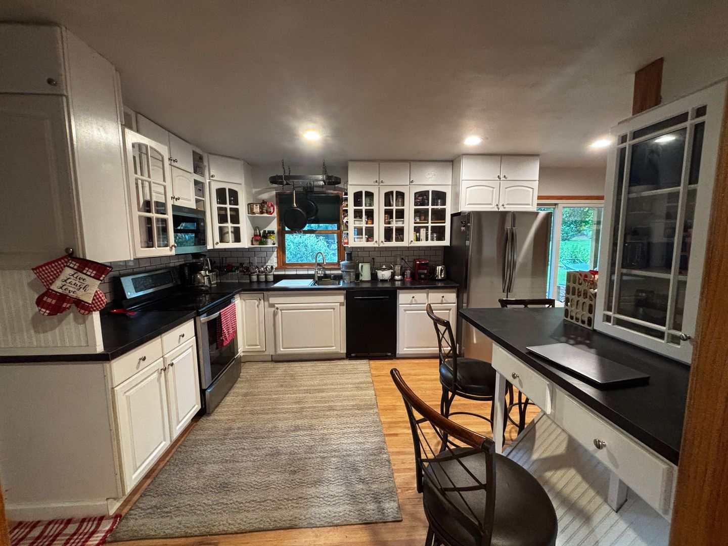 Cedar Falls House: 3716 Knoll Ridge Dr