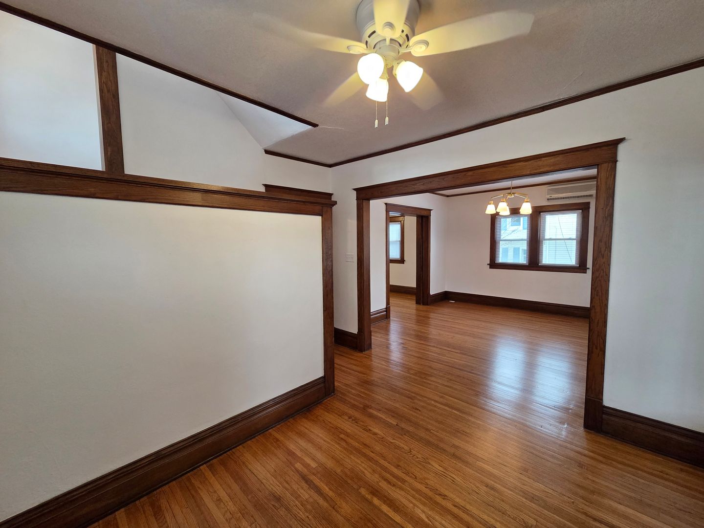 Cedar Falls House: 809 Tremont Street