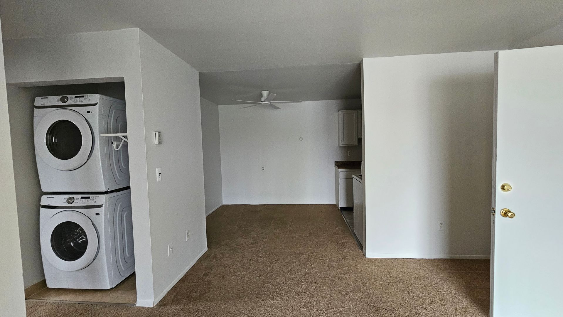 Taylor Apartment: 13300 Princeton