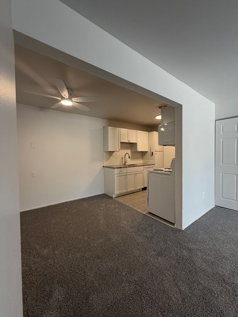 Princeton Square Apartments 7 of 12