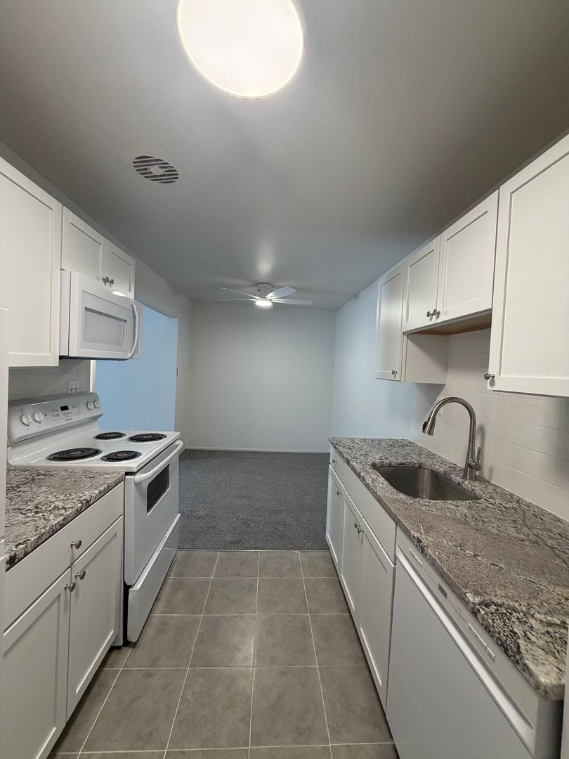 Princeton Square Apartments 6 of 12