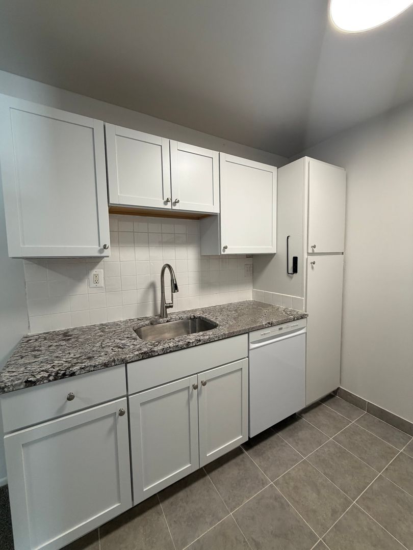 Princeton Square Apartments 8 of 12