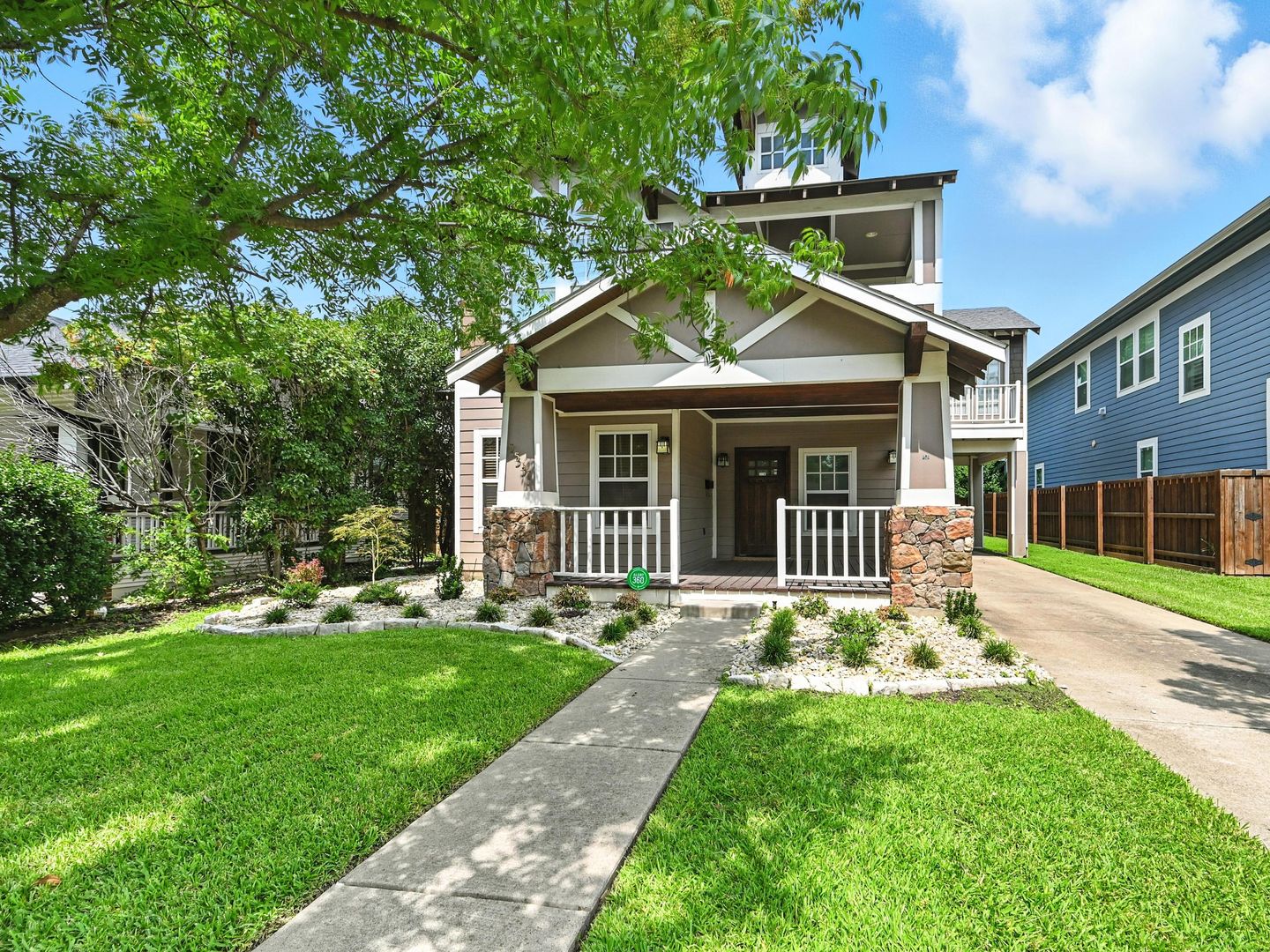 Dallas House: 5535 Willis Ave