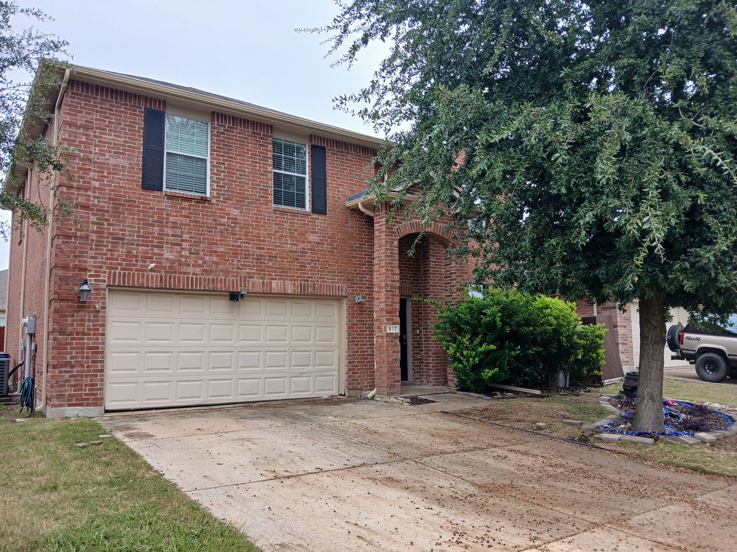 Lavon House: 517 Grant Lane