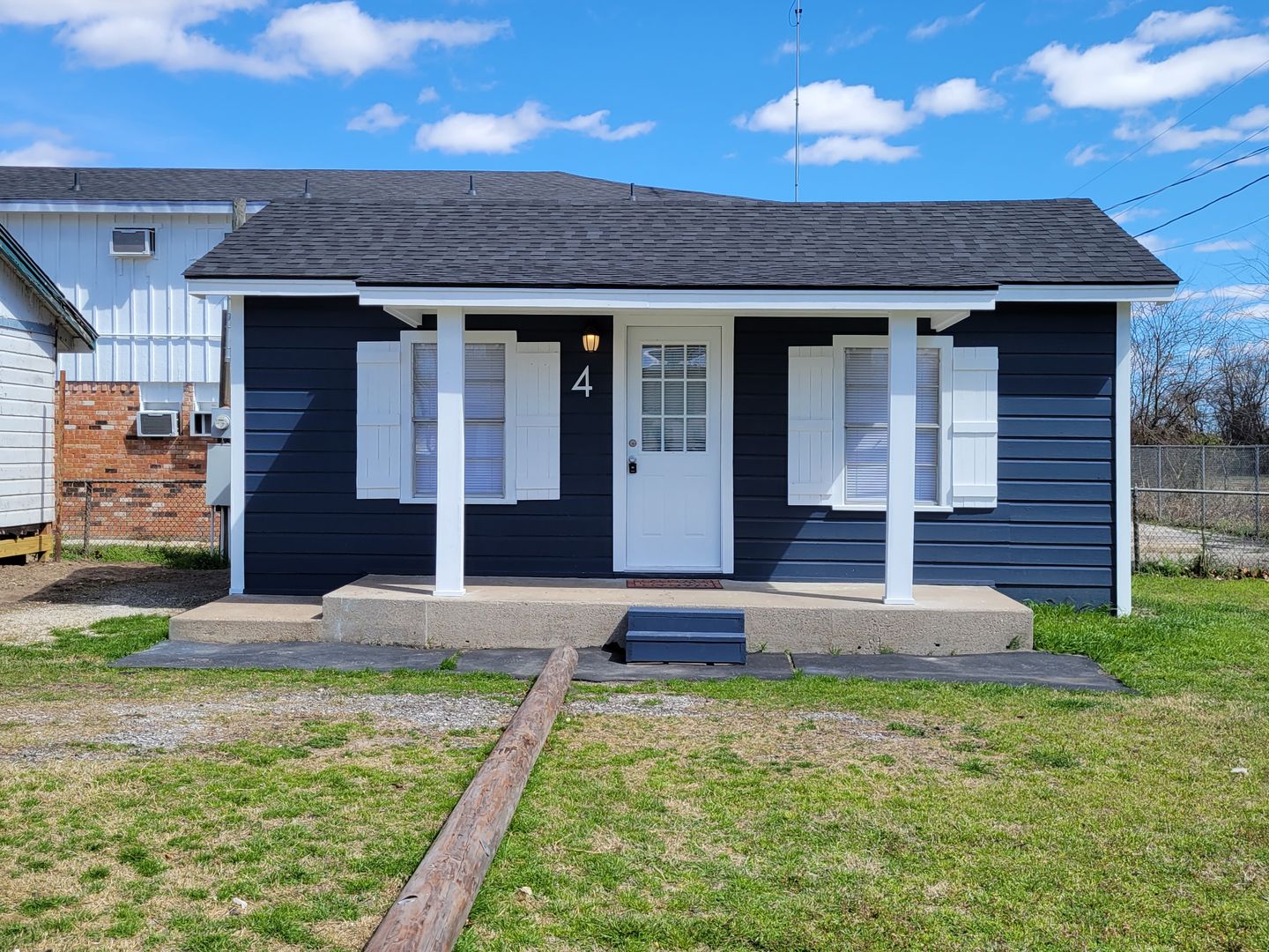 West Tawakoni House: 1901 E Hwy 276 #4