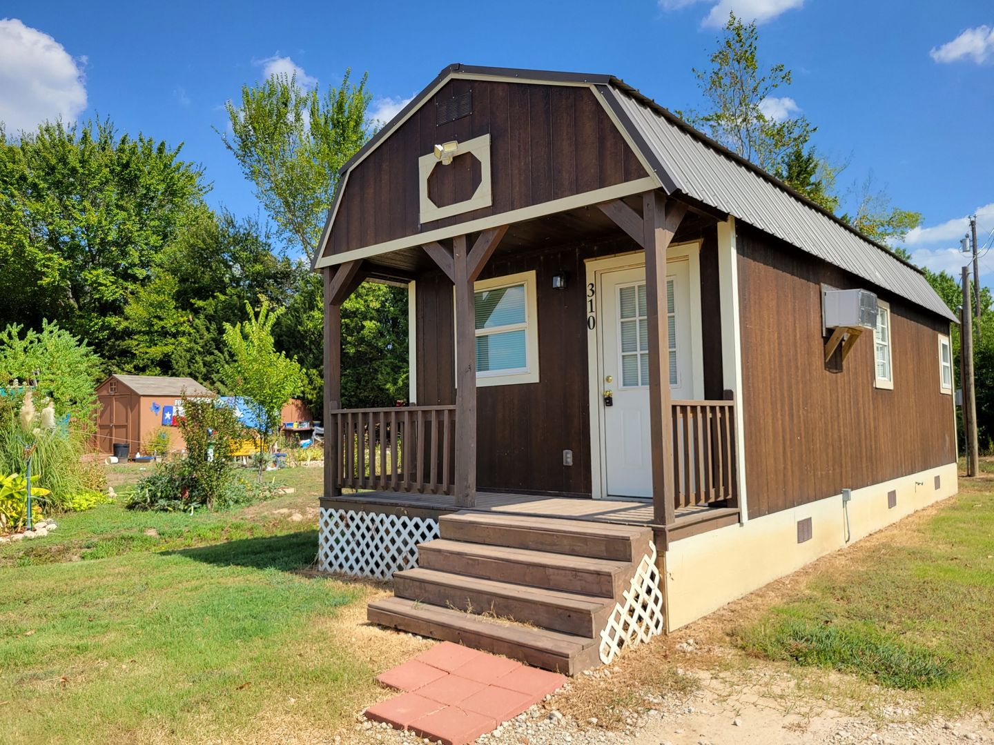 Gun Barrel City House: 310 Carson Circle