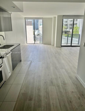 Modern studio in the heart of brickell – photo 1