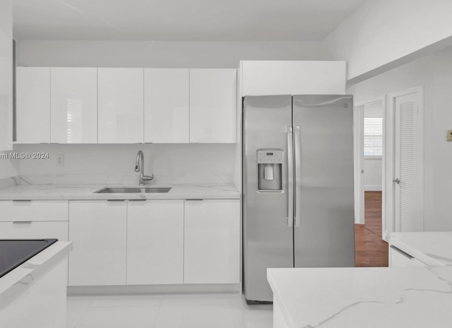 Miami Apartment: NE 1st Ave