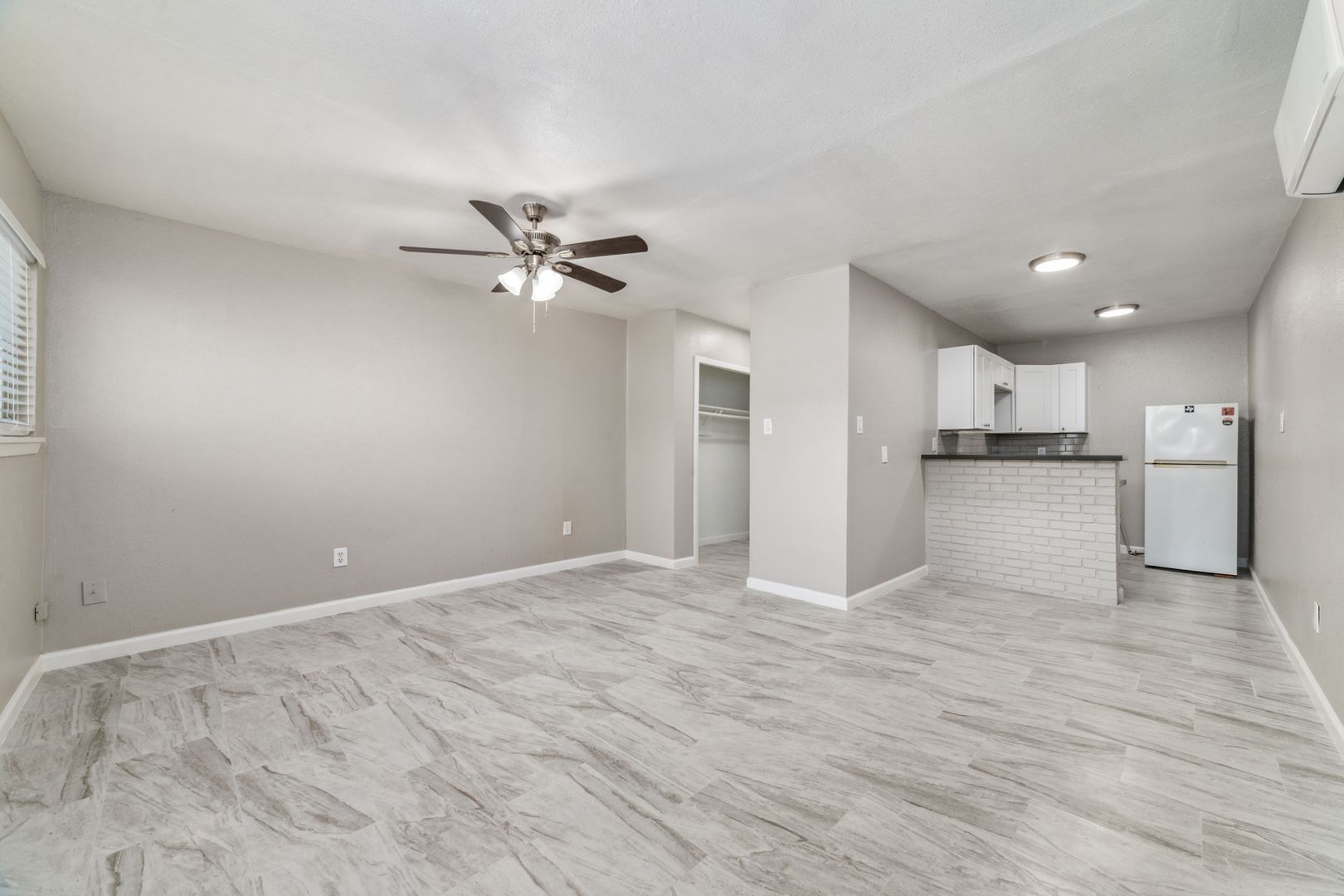 Houston Apartment: 1424 Marshall Street