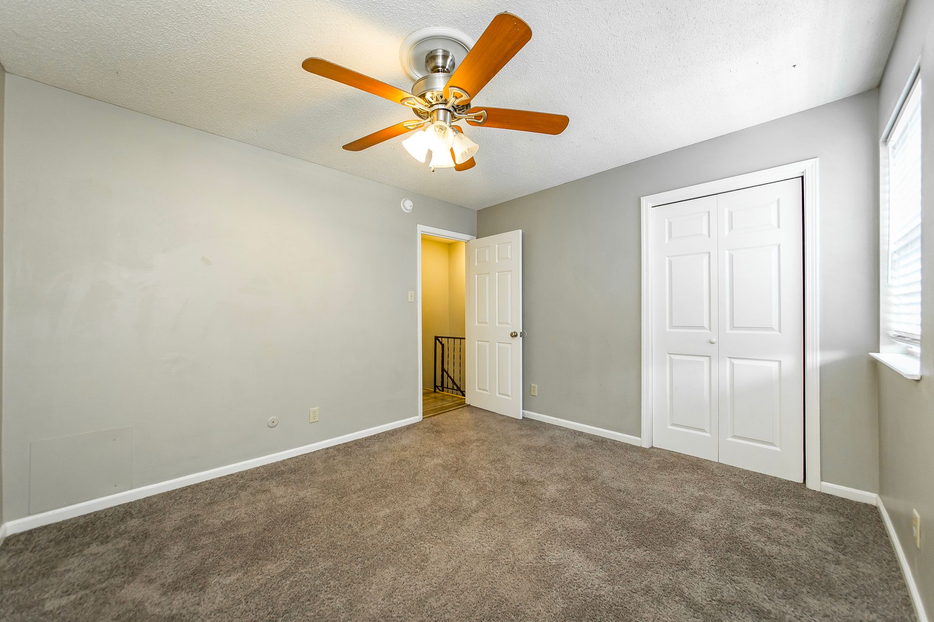 Crestview Apartments 16 of 19