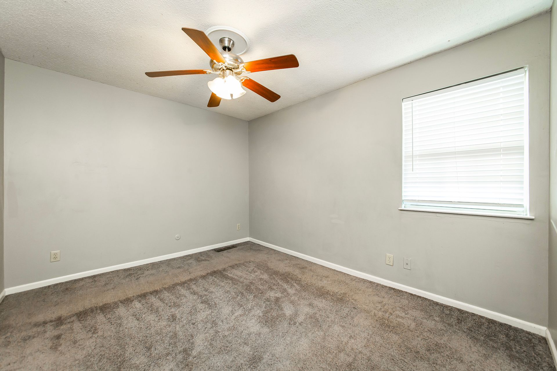 Crestview Apartments 11 of 12