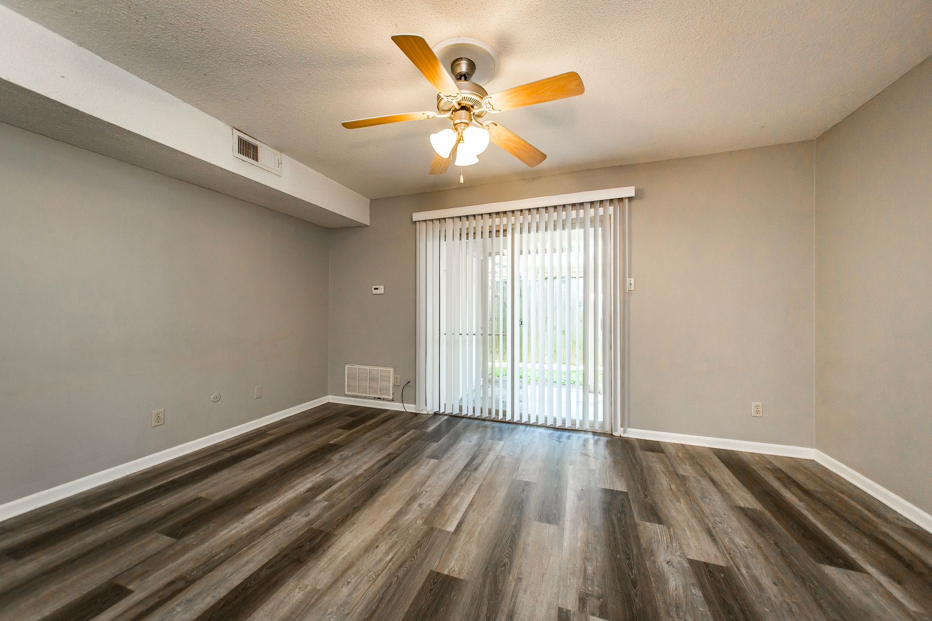 Crestview Apartments 18 of 19