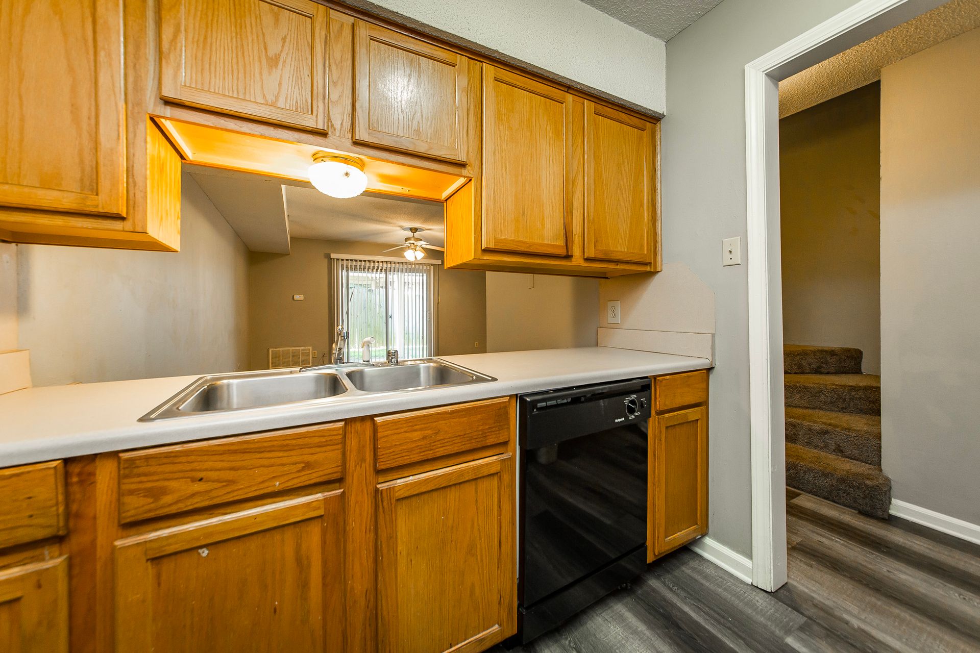 Crestview Apartments 9 of 12