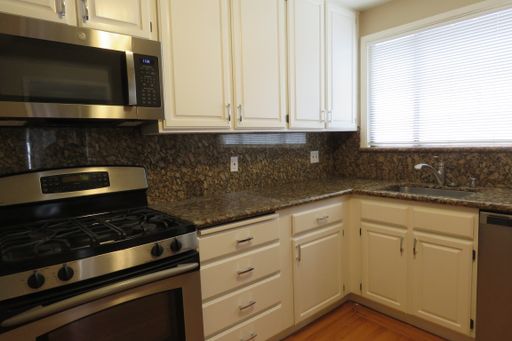 Big House in Mid Town Terrace 3/3 + bonus room – photo 1