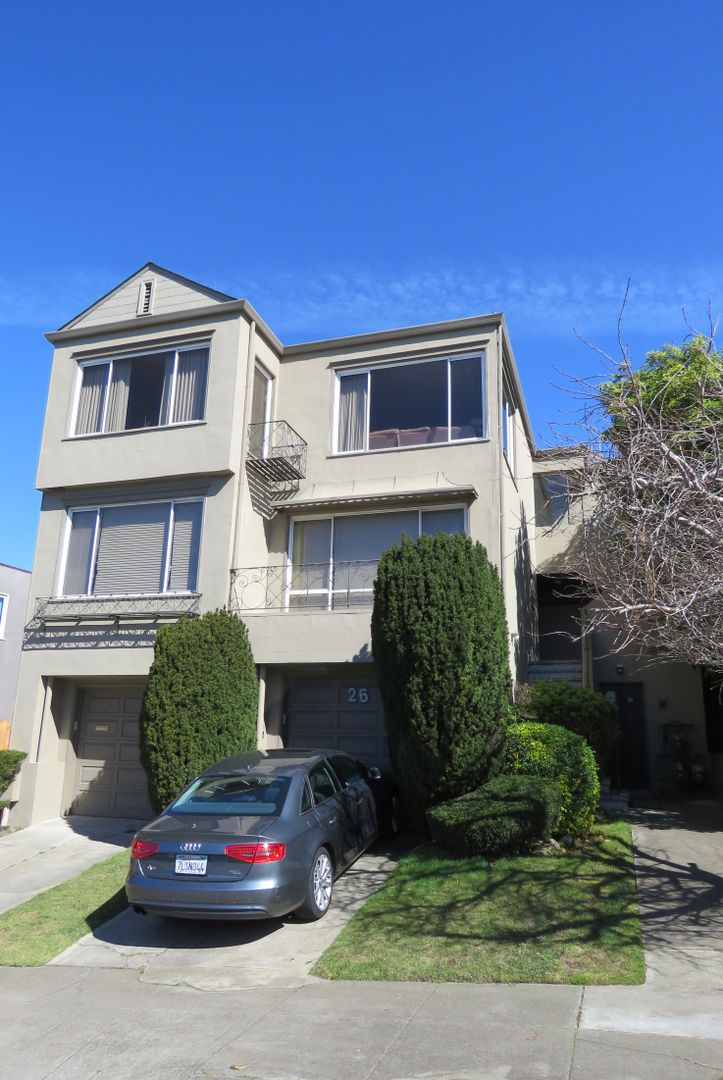 San Francisco Apartment: 24-26 Collins St