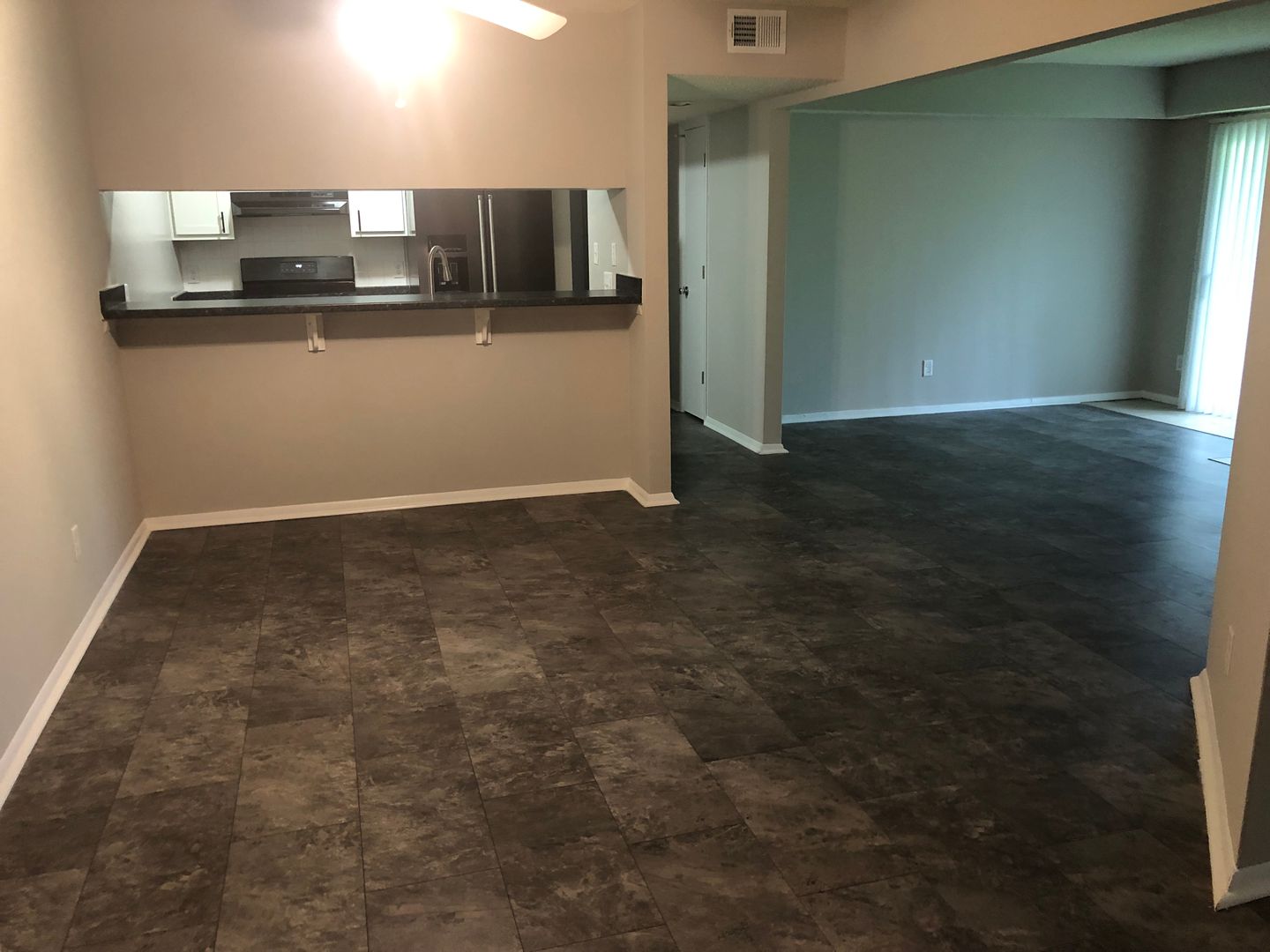 Fort Wayne Apartment: 5810 Meadows Dr.