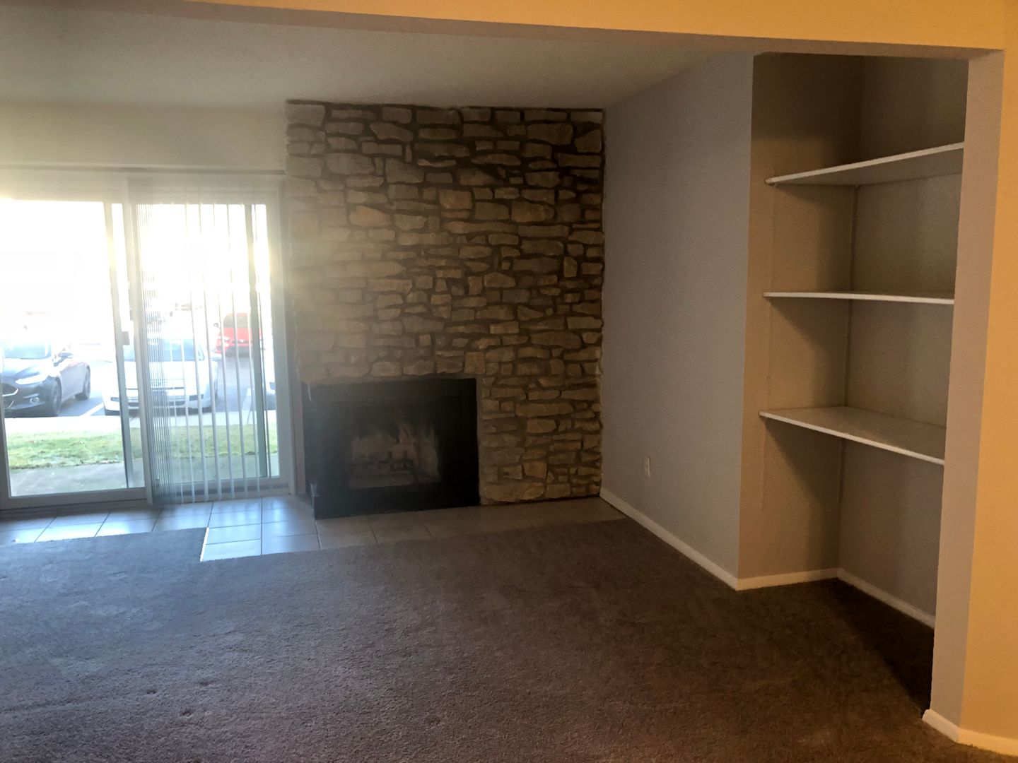 Fort Wayne Apartment: 5810 Meadows Dr.