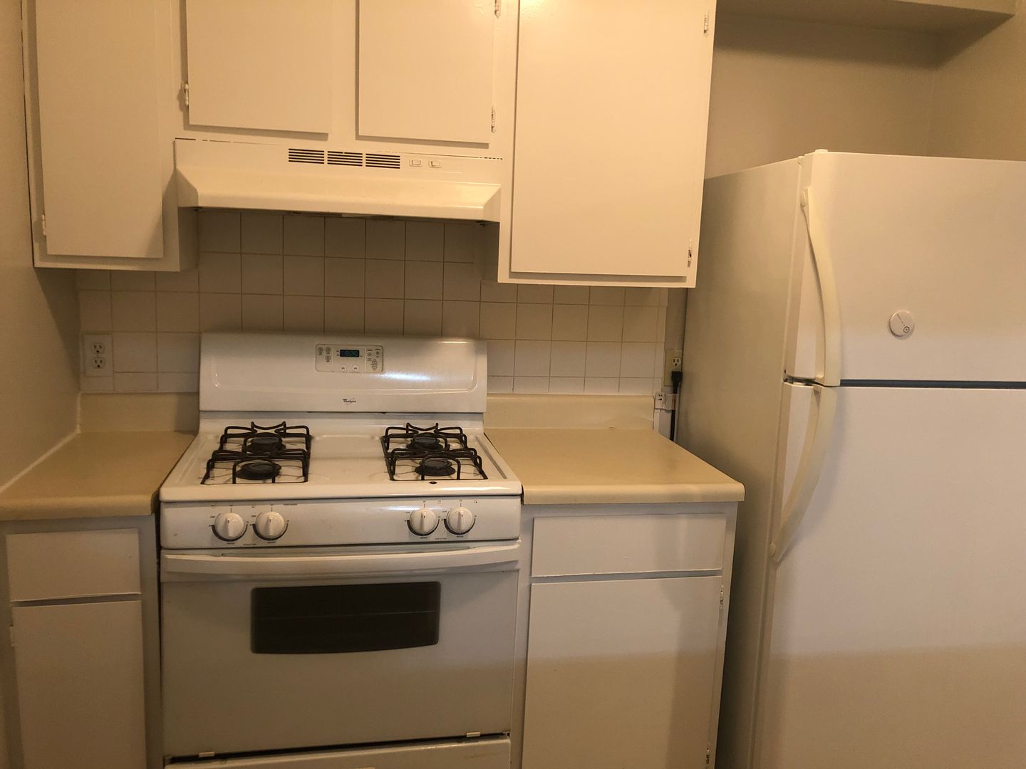 Fort Wayne Apartment: 5810 Meadows Dr.