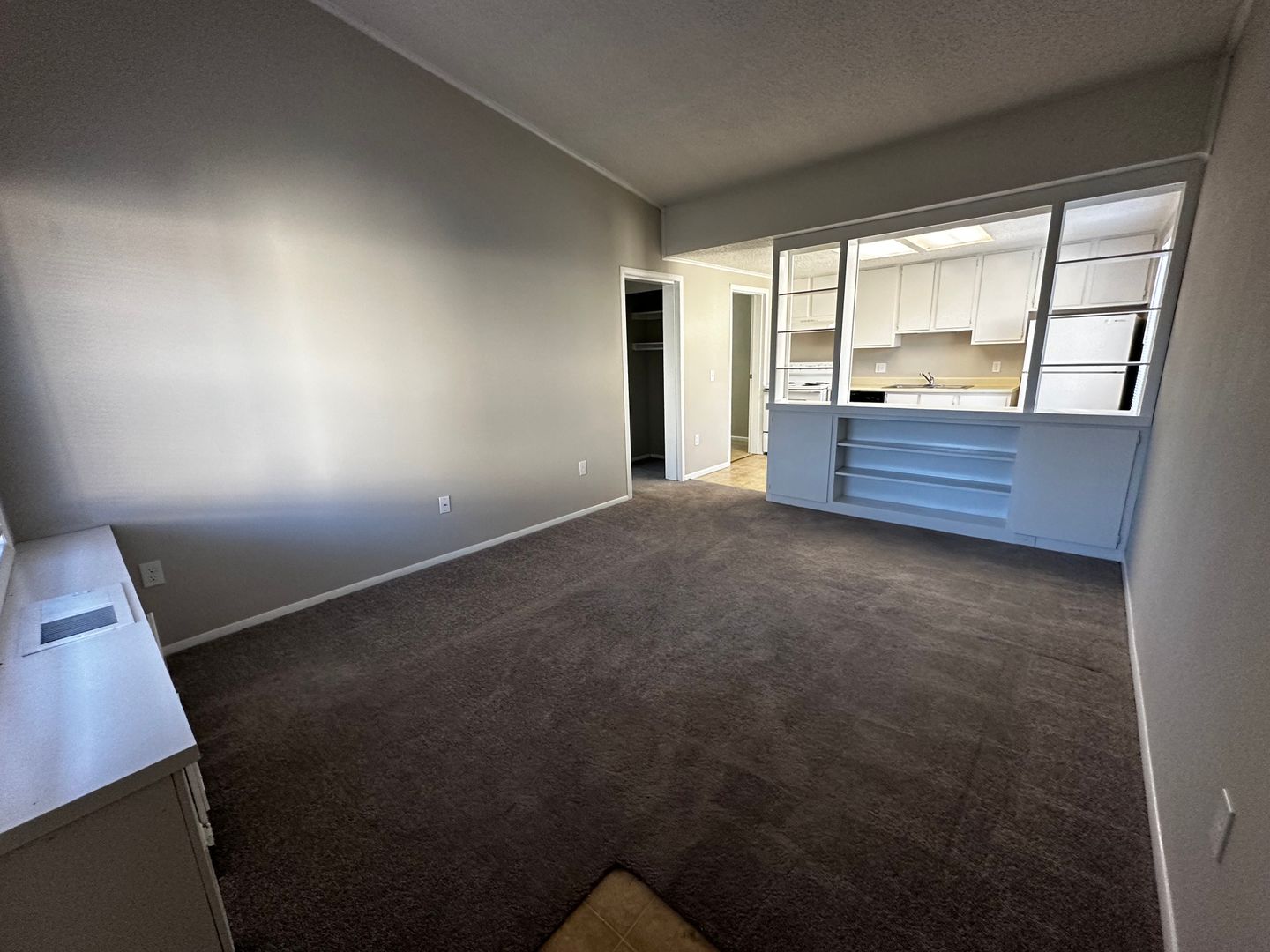 Fort Wayne Apartment: 6037 Ullyot Drive