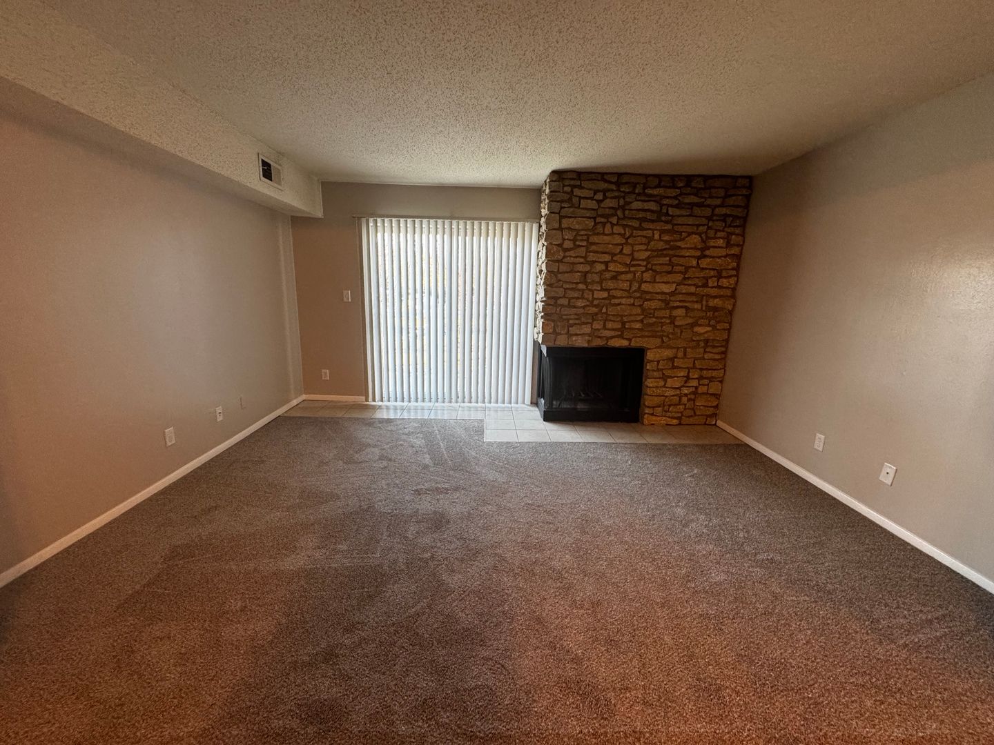Fort Wayne Apartment: 5810 Meadows Dr.