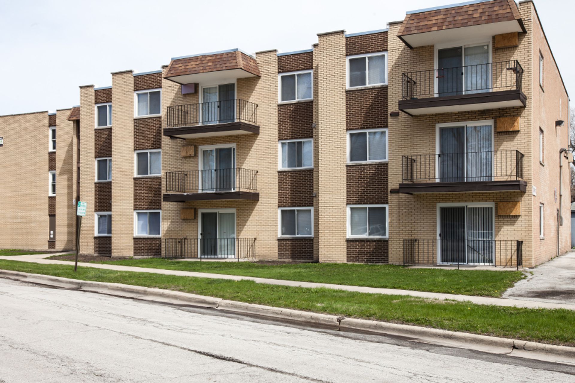 Riverdale Apartment: 10 W 137th ST